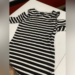 Express XS stripe cold shoulder top. Longer length.